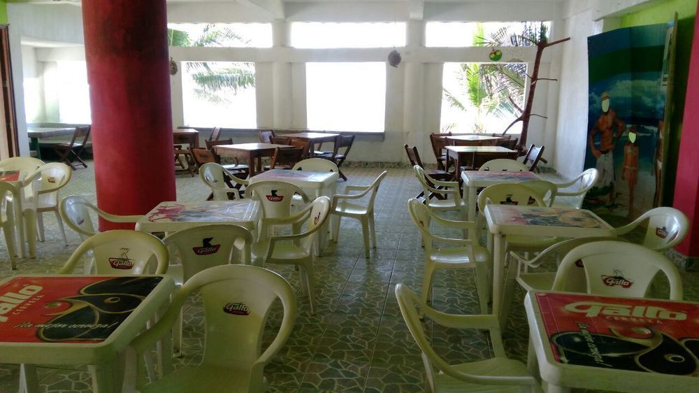 Tortugas Place Hotel Y Bungalos Monterrico Eksteriør bilde